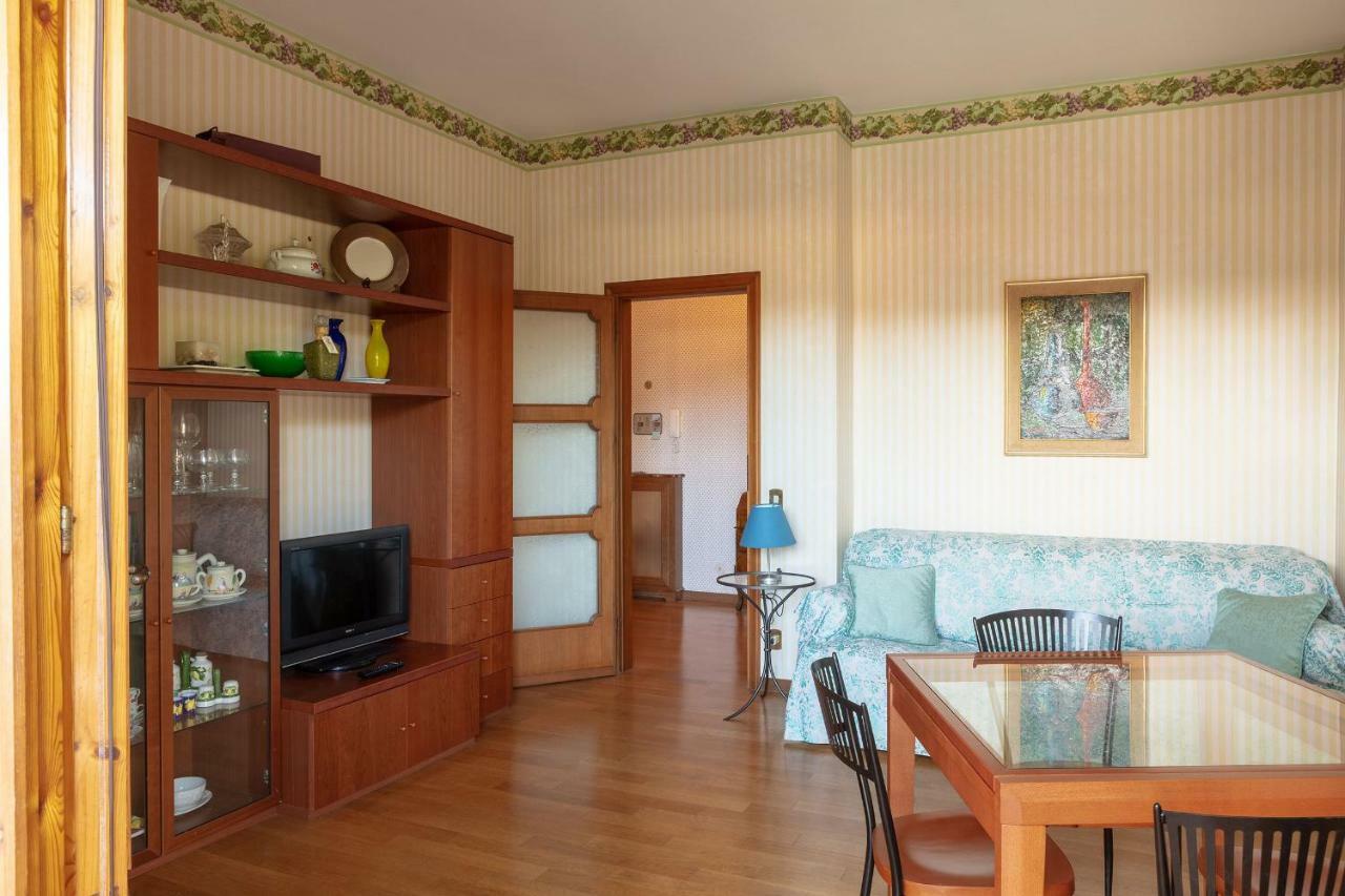 Appartamento Tina Lido di Camaiore Luaran gambar